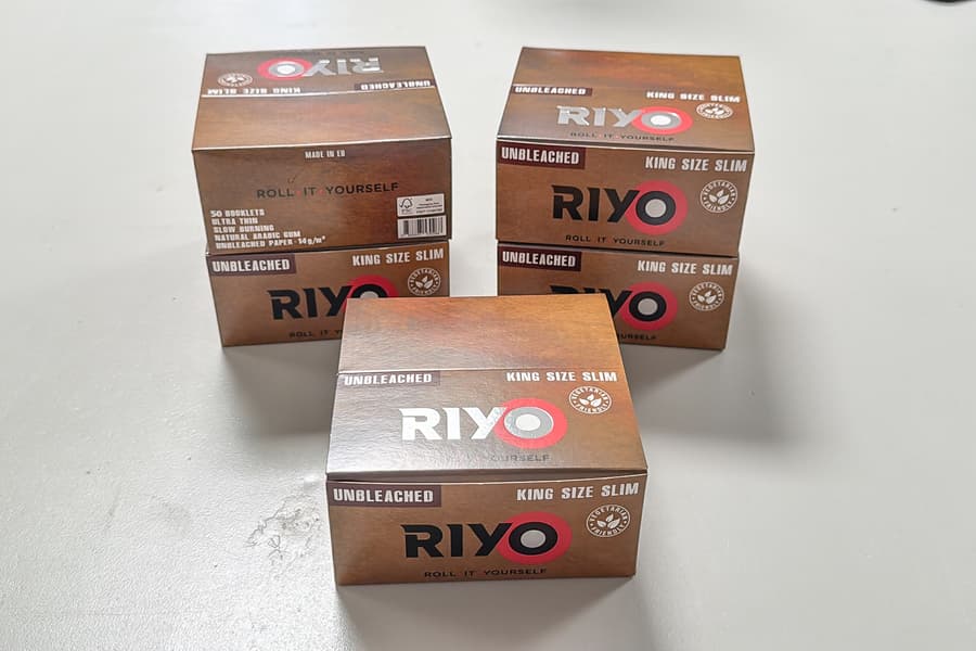 10 Packungen mit Papers Riyo